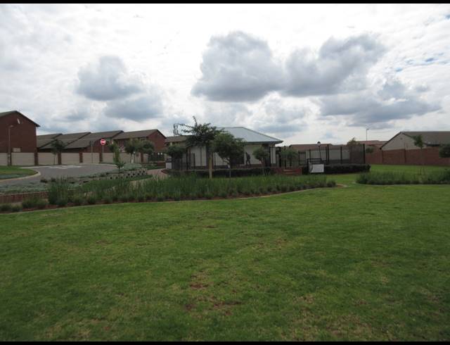2 BEDROOM APARTMENT FOR SALE IN SAGEWOOD